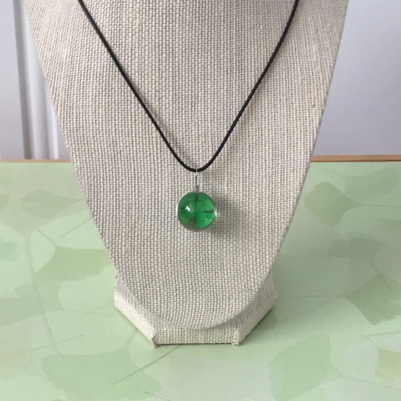 Lucky 4 leaf clover! 🍀 - Picture 2 of 4